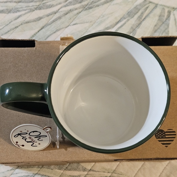 Delilah Jane Christmas Mug - Picture 4 of 4